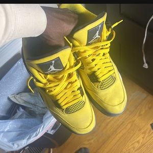 jordan Lighting for worn couple times have box suede in good condition